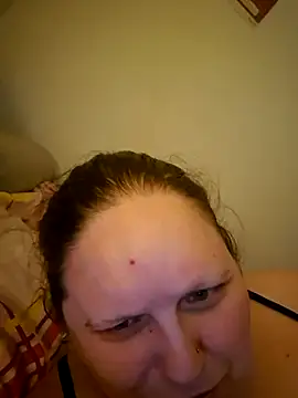 Mellegirl online show from July 2026 06:32:02 PM