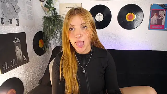 ValentinaDeAngelis online show from July 2026 06:59:01 PM