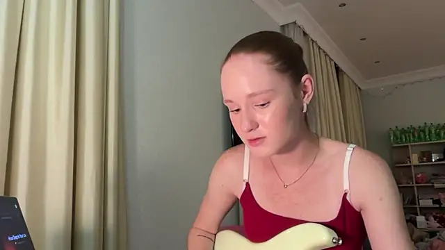 redgirl8642 online show from July 2026 07:39:01 PM