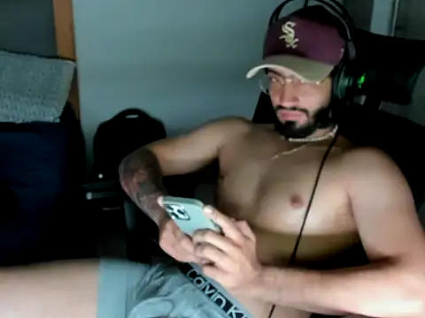 Thiagox2002 online show from July 2026 01:58:33 AM