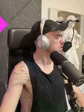 logan2kelly online show from July 2026 05:56:02 PM