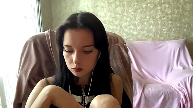 Snapshot of ElizaSins chatting on July 2026 07:26:01 AM ElizaSins online show from July 2026 07:26:01 AM