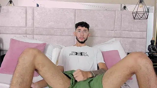 MatteoLaurent online show from July 2026 09:21:02 PM