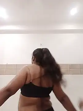 uniquecouples online show from July 2026 10:32:01 AM