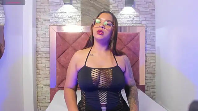 TaamaraSmith online show from July 2026 11:28:01 AM