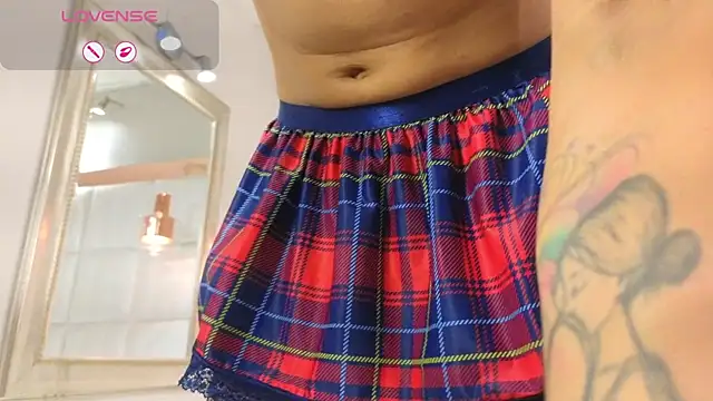 Sharlott Luxe online show from July 2026 08:51:02 PM