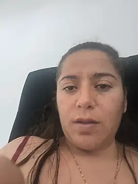 Erika-sm online show from July 2026 05:12:02 PM