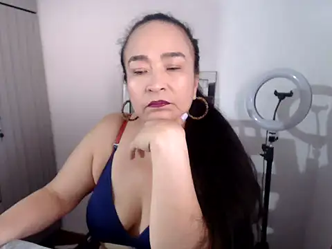 Dannycalienta21 online show from July 2026 06:26:01 PM