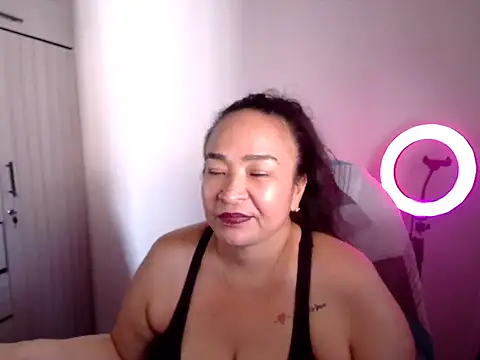 Dannycalienta21 online show from July 2026 07:39:01 PM