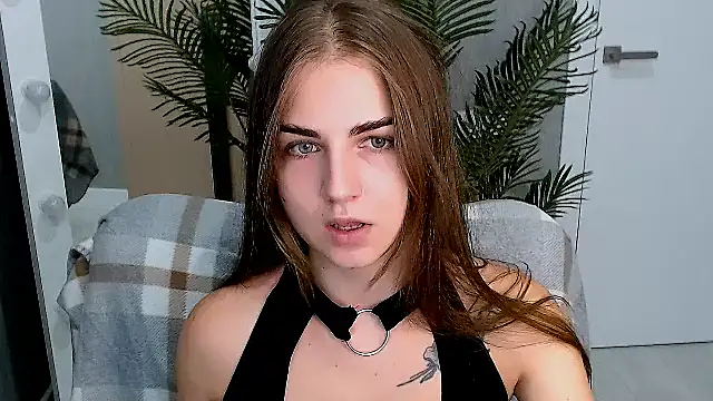 LiluBloom online show from July 2026 05:16:01 AM