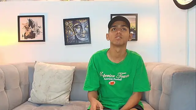 LOVELY LEGANDS online show from July 2026 01:32:02 PM