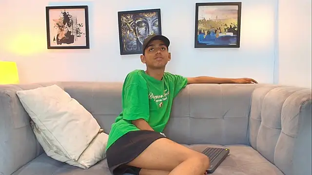 LOVELY LEGANDS online show from July 2026 03:21:02 PM