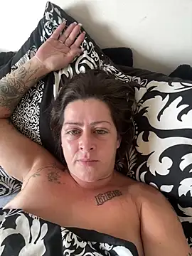 tattooed milf online show from July 2026 08:43:01 AM