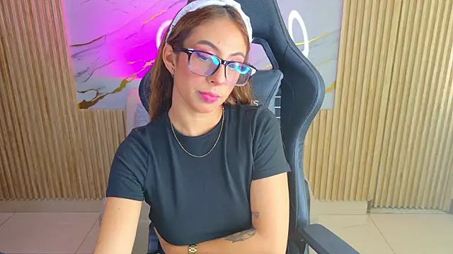 Nyx cute online show from July 2026 01:32:02 PM
