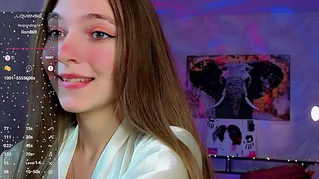Aura Lune  online show from July 2026 05:23:02 PM