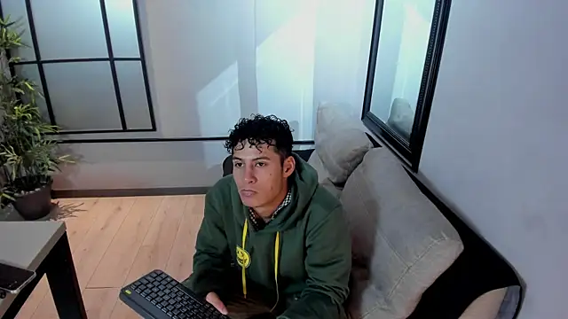 angelsilva  online show from July 2026 11:52:02 AM