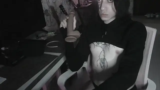 Snapshot of Kira_UwU_666 chatting on July 2026 08:49:02 PM Kira UwU 666 online show from July 2026 08:49:02 PM