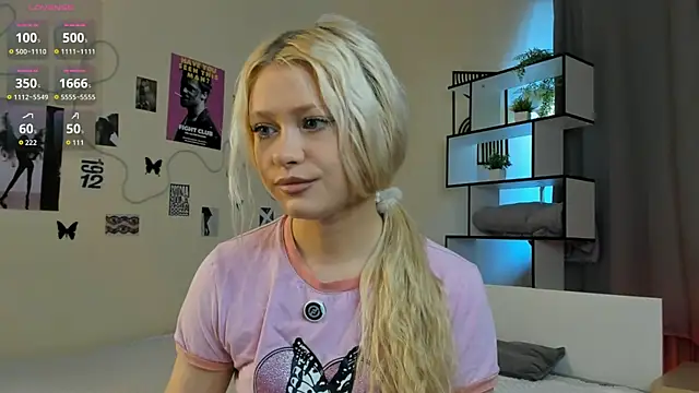 Willow Fang online show from July 2026 05:18:01 AM