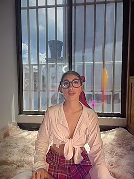 Little  Molly   online show from July 2026 03:21:02 PM