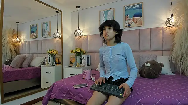 Nahomi Osaki online show from July 2026 01:07:01 PM