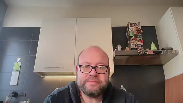 theitalianbear online show from March 2026 06:28:02 AM