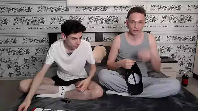 Gregor Leo online show from July 2026 10:49:02 PM