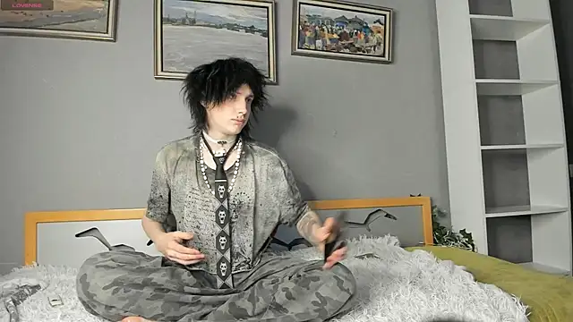 Ember Vixen online show from July 2026 11:44:02 PM