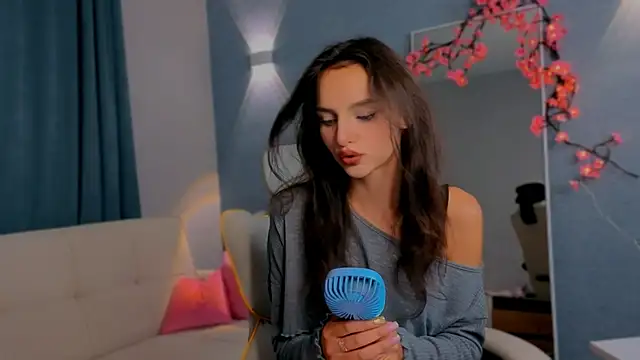 starlightfury online show from July 2026 08:06:02 PM