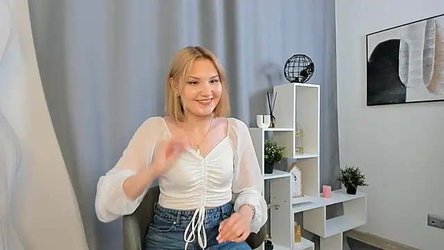 AmiraHofmeister online show from July 2026 12:48:02 PM