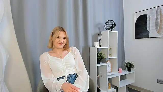AmiraHofmeister online show from July 2026 02:13:01 PM
