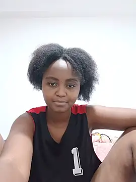 Prettyval77 online show from July 2026 09:27:01 AM