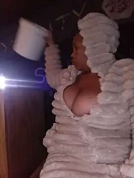 CreamyhotBoobsX online show from July 2026 01:01:01 AM