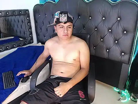 NoahBrowns  online show from July 2026 03:43:01 PM