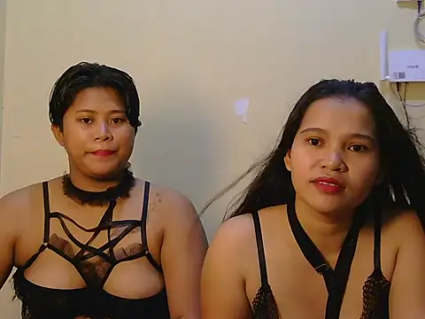 Twowetladies online show from July 2026 11:12:01 PM