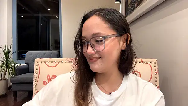 SolangeEggert online show from July 2026 01:10:02 PM