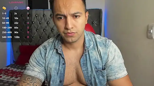 Snapshot of mrloganfuck1 chatting on April 2026 06:00:02 AM mrloganfuck1 online show from April 2026 06:00:02 AM