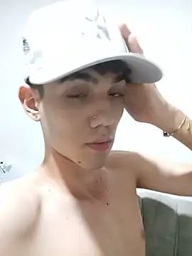 Snapshot of Liam__boy_ chatting on July 2026 06:24:01 AM Liam boy online show from July 2026 06:24:01 AM