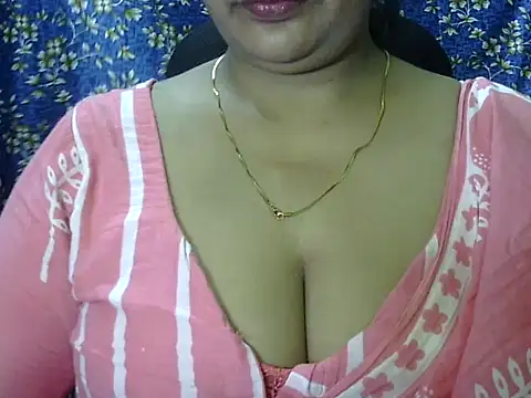 Snapshot of SARITA_03 chatting on July 2026 10:13:01 AM SARITA 03 online show from July 2026 10:13:01 AM