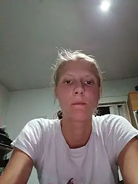 Snapshot of LenaGoldi chatting on July 2026 07:34:01 PM LenaGoldi online show from July 2026 07:34:01 PM