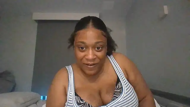 Snapshot of chelseabea chatting on July 2026 08:01:02 PM chelseabea online show from July 2026 08:01:02 PM