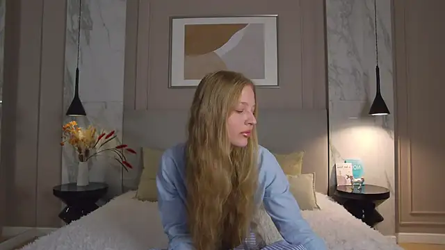 Snapshot of Aurora_Bennett chatting on July 2026 07:51:02 AM Aurora Bennett online show from July 2026 07:51:02 AM