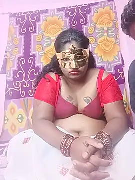 Snapshot of tamilselvicouple chatting on July 2026 07:07:01 AM tamilselvicouple online show from July 2026 07:07:01 AM