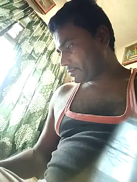 Snapshot of COUPLE-ROMANCES chatting on August 2026 04:56:02 AM COUPLE-ROMANCES online show from August 2026 04:56:02 AM