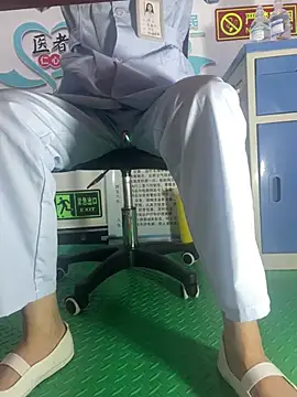 xiaohushi666 online show from July 2026 03:55:01 PM