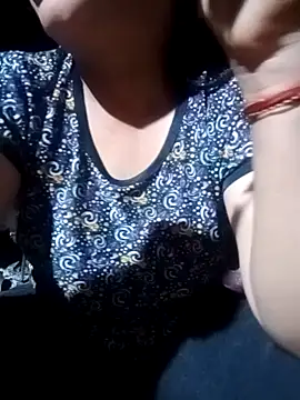 Snapshot of Mai-lanzz chatting on August 2026 09:03:01 PM Mai-lanzz online show from August 2026 09:03:01 PM