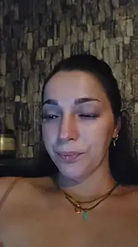 Leila kisses online show from August 2026 04:44:02 AM