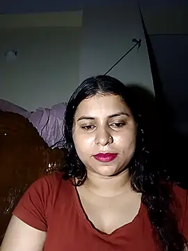 Snapshot of Subrina100 chatting on August 2026 06:00:01 PM Subrina100 online show from August 2026 06:00:01 PM
