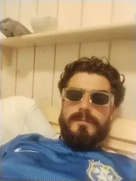 squirlovee online show from August 2026 02:37:02 AM