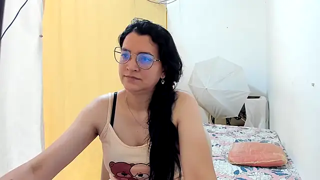 MARILYN GARCIA online show from May 2026 03:52:02 PM