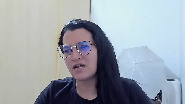 MARILYN GARCIA online show from May 2026 11:03:01 PM